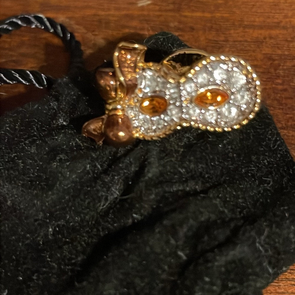 Swarovski Vintage Harlequin Costume Mask Lapel Pin Tie Tack Amber Eyes Golf Tone